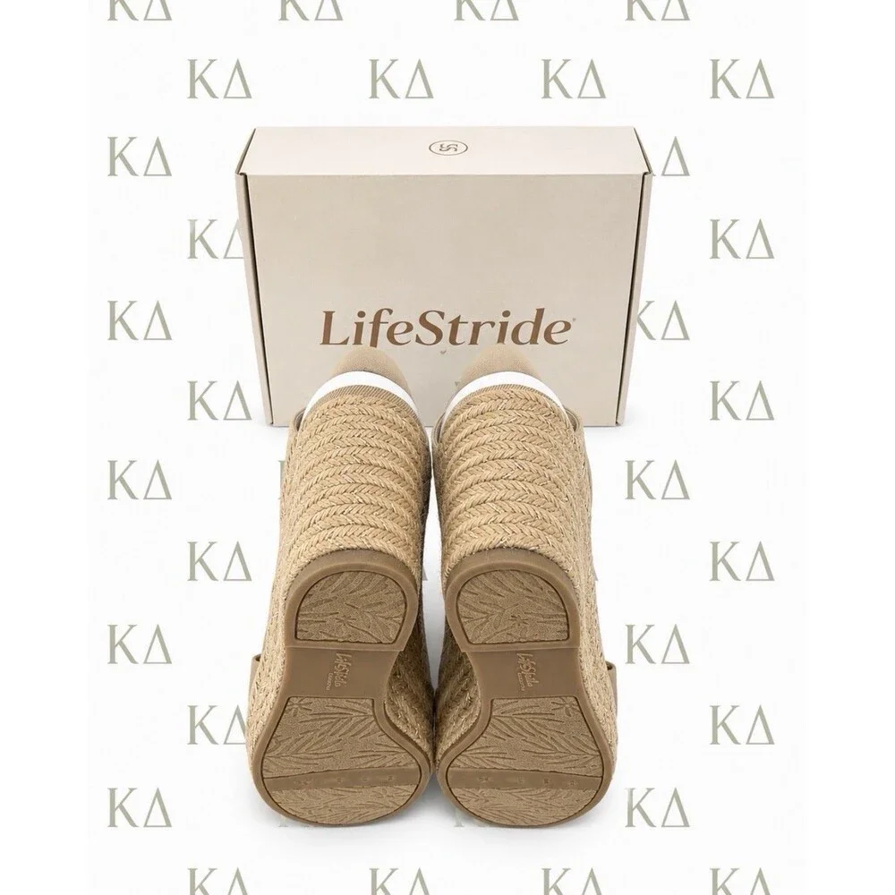 Lifestride Tess Wedge In Taupe Canvas Size 11M New In Box
